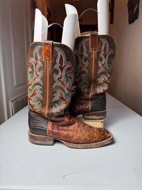 JUSTIN BOOTS TABACO OSTRISH BOOTS Sz 9.5 EE